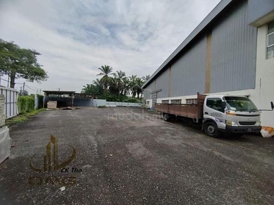 Jenjarom Kuala Langat Semi-D Warehouse Factory With CF