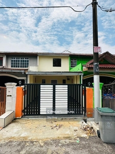 Johor Jaya, Ros Merah, Molek