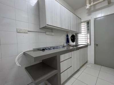 Kitchen Cabinet !! Aircond !! Pangsapuri Akasia Apartment Botanic