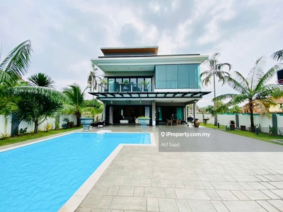 Luxury Bungalow Resort Style Lake View Homes Taman Tasik Prima