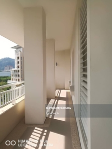 Quayside,Seaview unit ,Low Floor ,3 parking ,nearby Andaman ,Straits