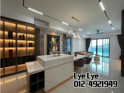 Queens Residence For Rent, Queens Waterfront Penang 1400sqft