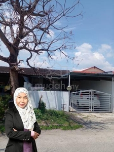 Rumah Teres Setingkat Bersih di Taman Siakap, Seberang Jaya