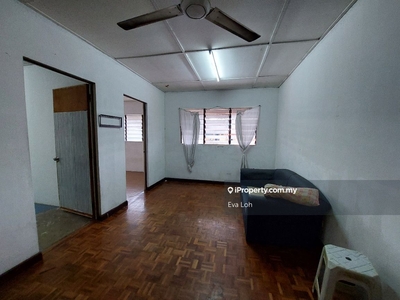 Sek 6 Shah Alam good location and investment high roi 5-6%
