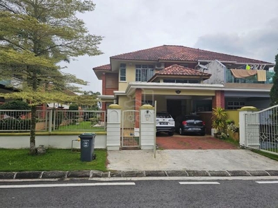 Semi Detached House Taman Pelangi