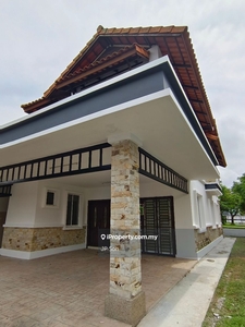 Taman Dato Onn 2 Storey Semi Detected House