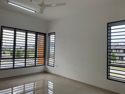 1 Storey Terrace For Rent @ Taman Laman Sendayan