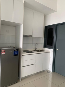 Aera Residence Partial Furnished 2 Bedrooms near Sunway University