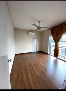 Town House For Rent @ bandar ainsdale suci