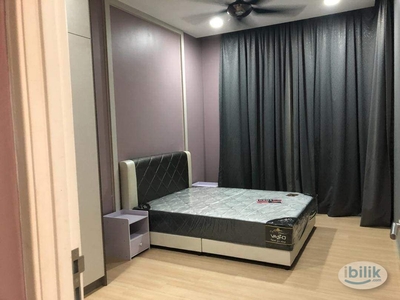 (Available now) Master Bedroom with Car Park