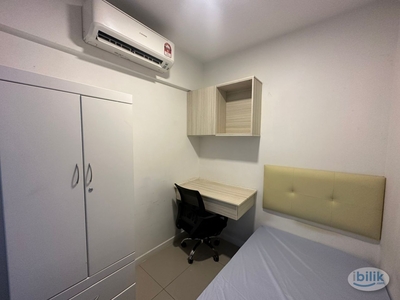 [ Bandar Sunway D'Latour ] Single Room with A/c for rent, Besides Taylor Lakeside University only !!!!