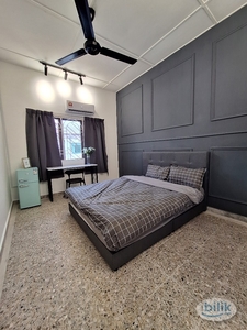 Bayu Perdana - Queen Bedroom For Rent