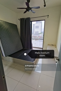 Male medium room Mrt shared bathroom fully furnished