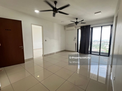Nice unit with sea view, high floor, windy