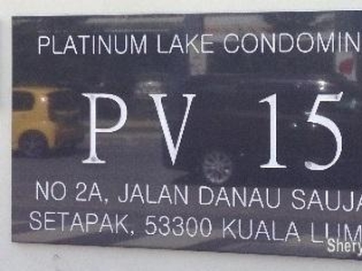 PV15 Platinium Lake Condominium