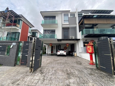 Three Storey Cluster House In Indah Heights Taman Skudai Indah Johor Bahru For Sale