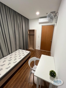 UTILITIES INCLUDED!! NEWLY RENOVATED I FULLY FURNISHED I COMFORTABLE BIG SINGLE ROOM WITH WINDOW KLCC VIEW