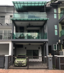 2.5 Storey Terrace Link Full Renovated Sri Damansara 22x75 Full Reno