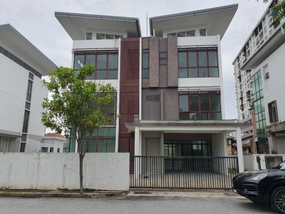 3-Storey Bungalow at Sensesasi Residence @ Gombak, Jalan Padang Balang 7, KL