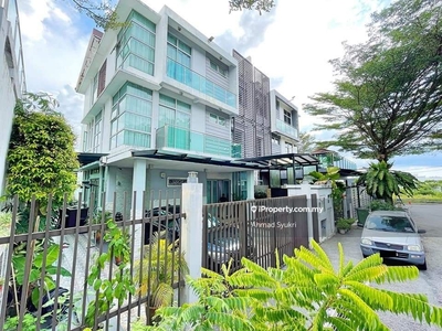 3 Storey Semi D @ Villa Laman Cahaya, Taman Tun Dr Ismail for Sale