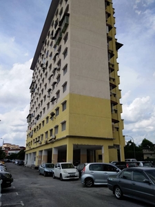 Apartment Kemboja, Jalan Wawasan 3, Bandar Baru Ampang