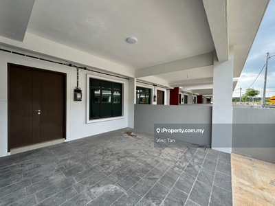 Bare unit looking for rent at Krubong Heights