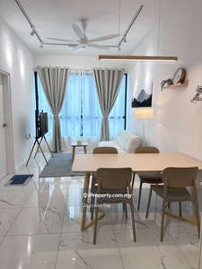 Contemporary Design 2 bedrooms Fully Furnished