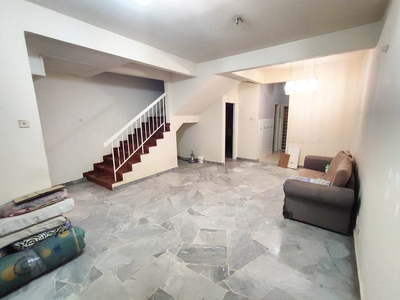 Double Storey House, Bandar Bukit Puchong, BP1, Well Kept Condition -- For Rent