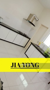 H2o condominium jelutong 3 bedrooms fully furnished