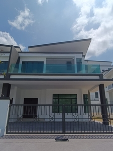 Kajang 2 Storey Semid-D House Mutiara Heights Puncak Saujana Impian,Move In Now