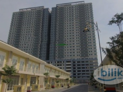 MASTER ROOM AT 1-WORLD BAYAN BARU WITH CAR PARK