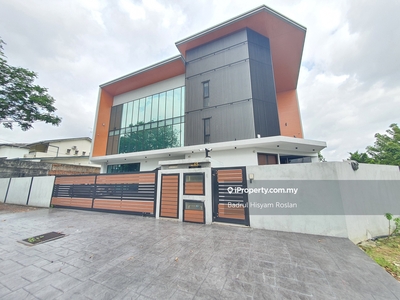 Modern Design Corner 3 Storey Bungalow Seksyen 14 Petaling Jaya