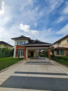 Nicely Renovated Fully Furnished - Big Land - Park Avenue (Seremban 2), Seremban, Negeri Sembilan - Double Storey Bungalow For Sale