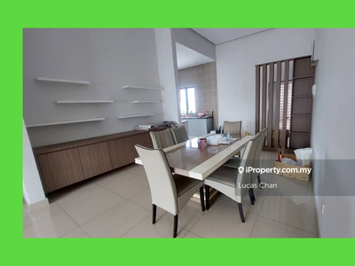 Palace Court 1570 Sqft 3 R 2 B Fully Furnished Unit For Rent