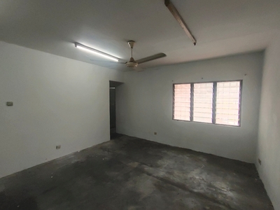 Pangsapuri Sri Meranti Bandar Sri Damansara Flat Apartment for Sale