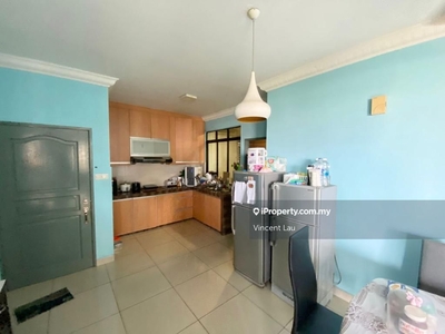 Renovated Fully Furnished Corner L Shape Balcony Nearby MRT Pool View