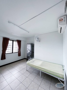 Master Room for Rent at Vista Komanwel B @ Bukit Jalil