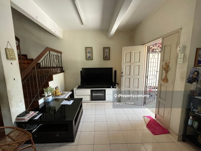 2 Storey Terrace House Corner Lot@Taman Putra Prima Puchong For Sale