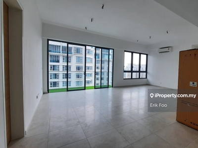 6 rooms spacious condo for rent elevate your lifestyle at Pentamont