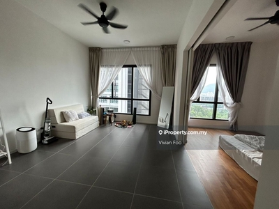 Ativo suite for sale Damansara freehold /below market price /well kept