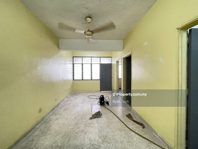 Balcony, Spacious Kitchen, Low Floor, Move in Condition