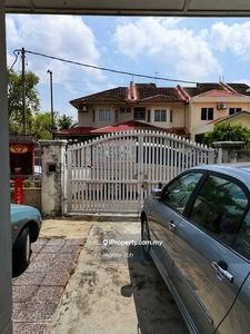 Bandar Pinggiran Subang near school uni Kwasa Damansara 2story house