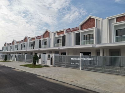 Brand new limited unit @ Bywater, Setia Alam