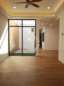 CHARMING HOUSE IN AIR KEROH / Single Storey Terrace Intermediate