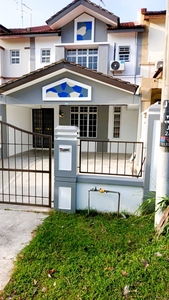 Double Storey Jalan Tiong Bandar Putra Kulai For Rent