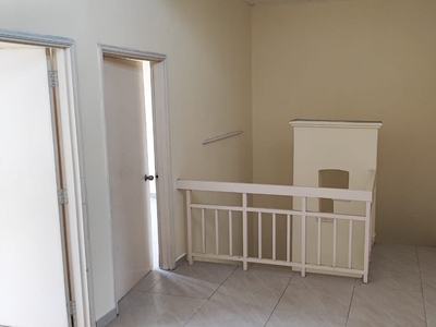 Double Storey Landed House For rent