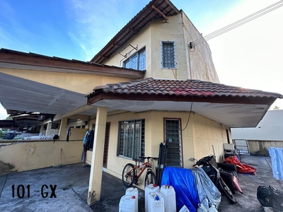 (Family and Company All Accept!!! )Mohamad Tahir Klang Double Storey House Corner 40x56 (4Bedrooms & 3Bathrooms) Non Flood