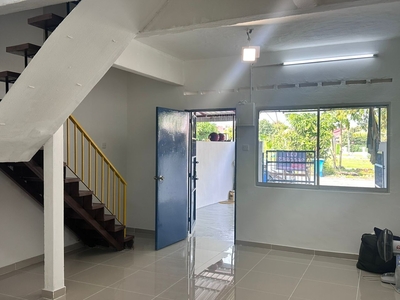 Freehold Double Storey Terrace House For Sale, Banting