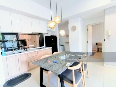 Fully furnished and renovated 1 bedroom unit
