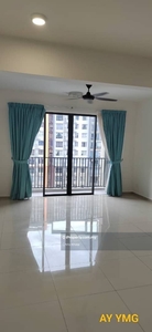 Gravit 8 Condo Corner With Balcony and Fully Furnished